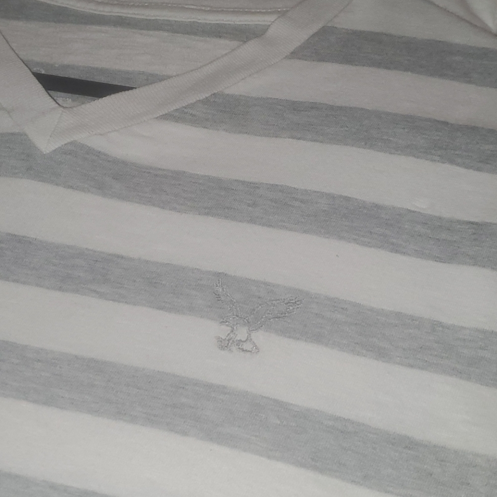 American Wagle Vneck